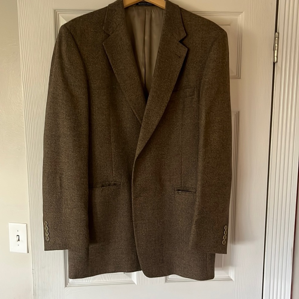 Brown sport coat 42L